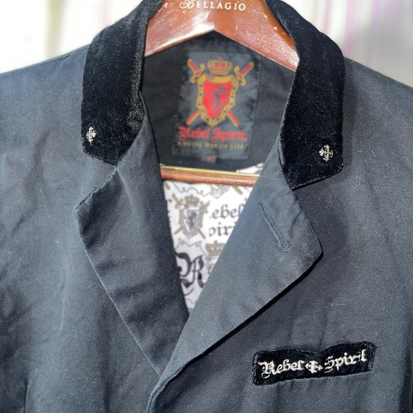 Rebel Spirit - A Royal Way of Life | Black Designer Suit Jacket - Picture 3 of 10